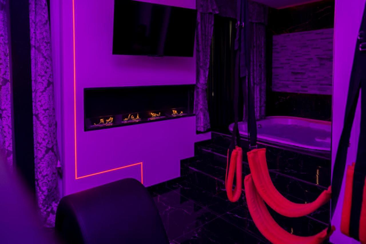 Luxury Bdsm Pensionat Rom